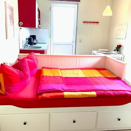 Die Senfbude - Klein Aber Fein - Wunderschoenes Studio-Apartment Mit Terrasse Und Stellplatz Leipzig Luaran gambar
