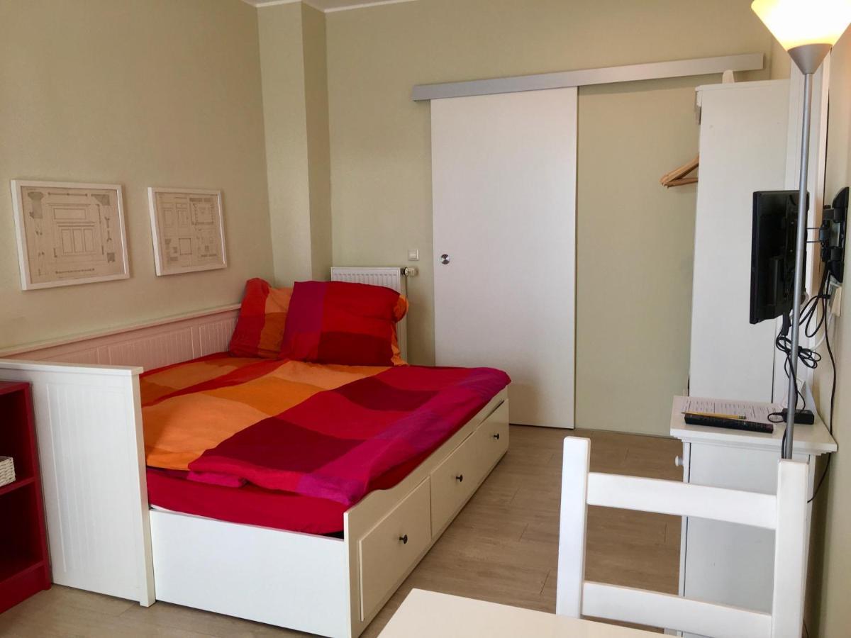 Die Senfbude - Klein Aber Fein - Wunderschoenes Studio-Apartment Mit Terrasse Und Stellplatz Leipzig Luaran gambar